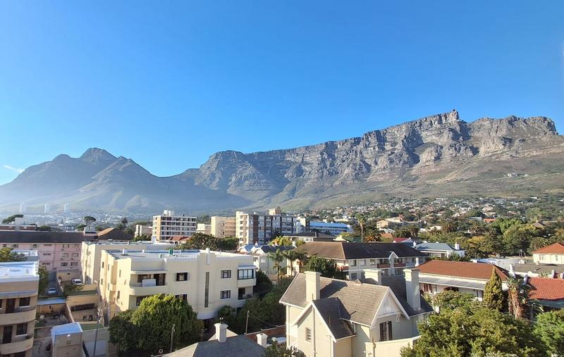 2 Bedroom Property for Sale in Gardens Western Cape